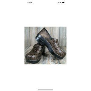 DANSKO Floral Embossed Black Leather Clog  women's size 38 US 7.5-8 EUC